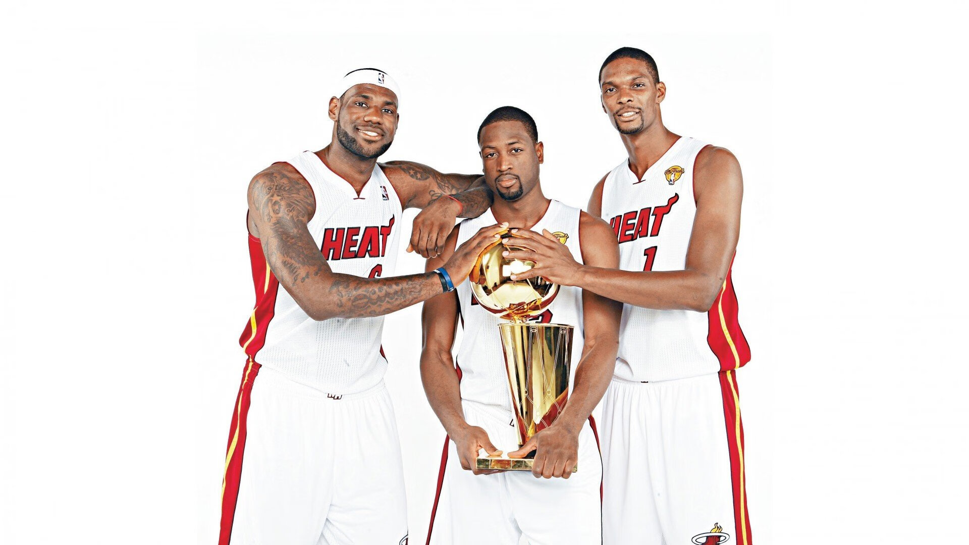 76人队奋战不止，冲击更远舞台，76人全队